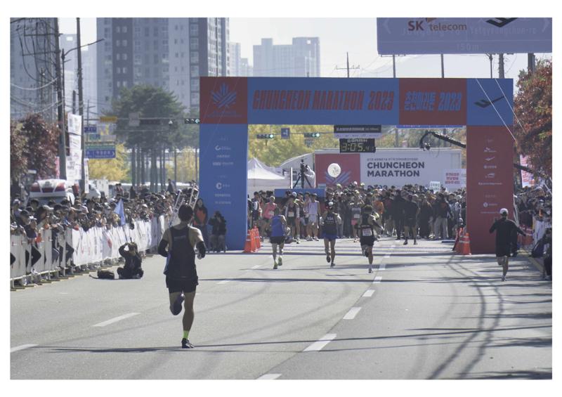 2023 춘천마라톤 Photo by 강동욱,계동한 2 122페이지