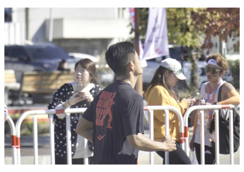 2023 춘천마라톤 Photo by 강동욱,계동한  74페이지