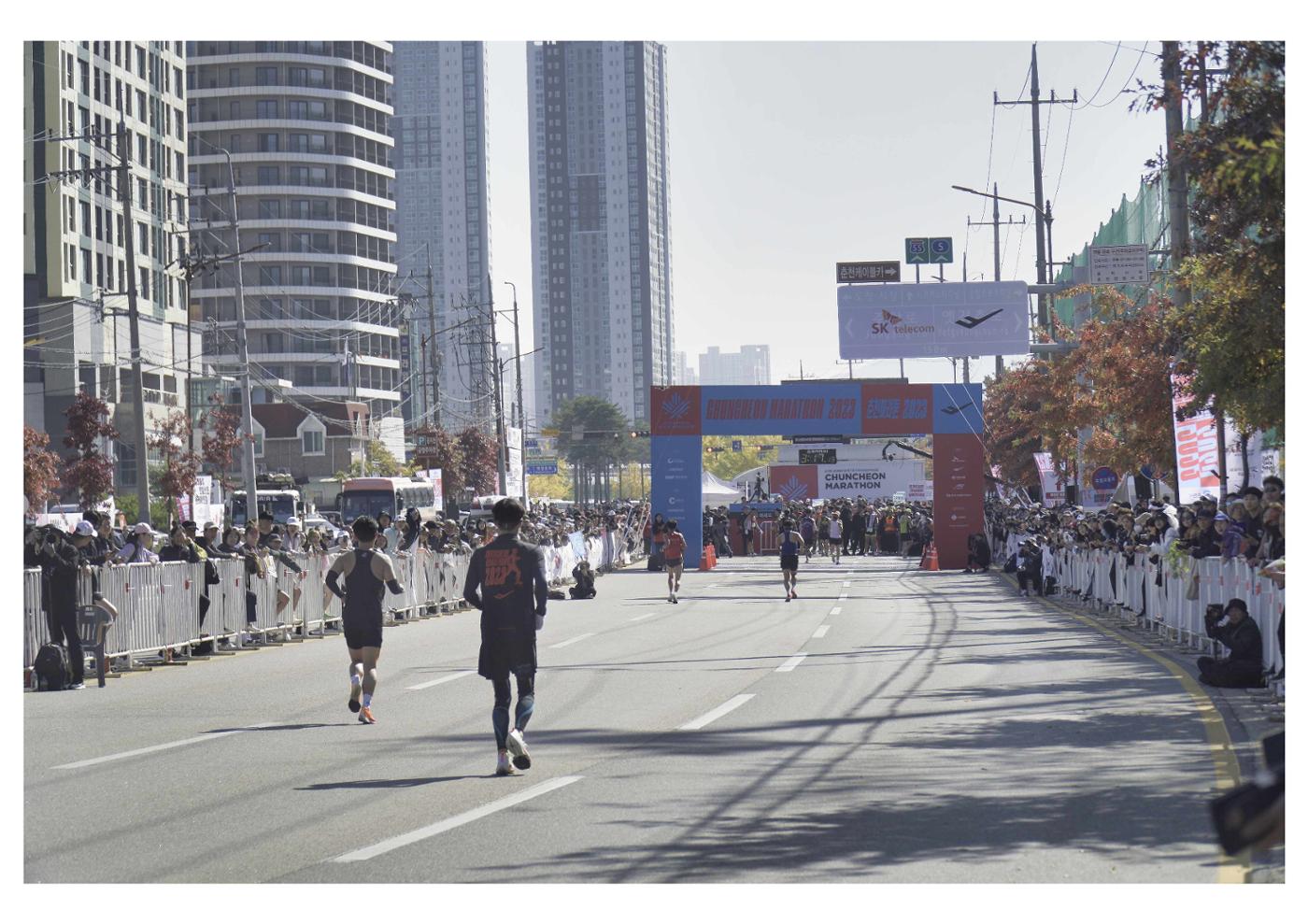 2023 춘천마라톤 Photo by 강동욱,계동한  15페이지