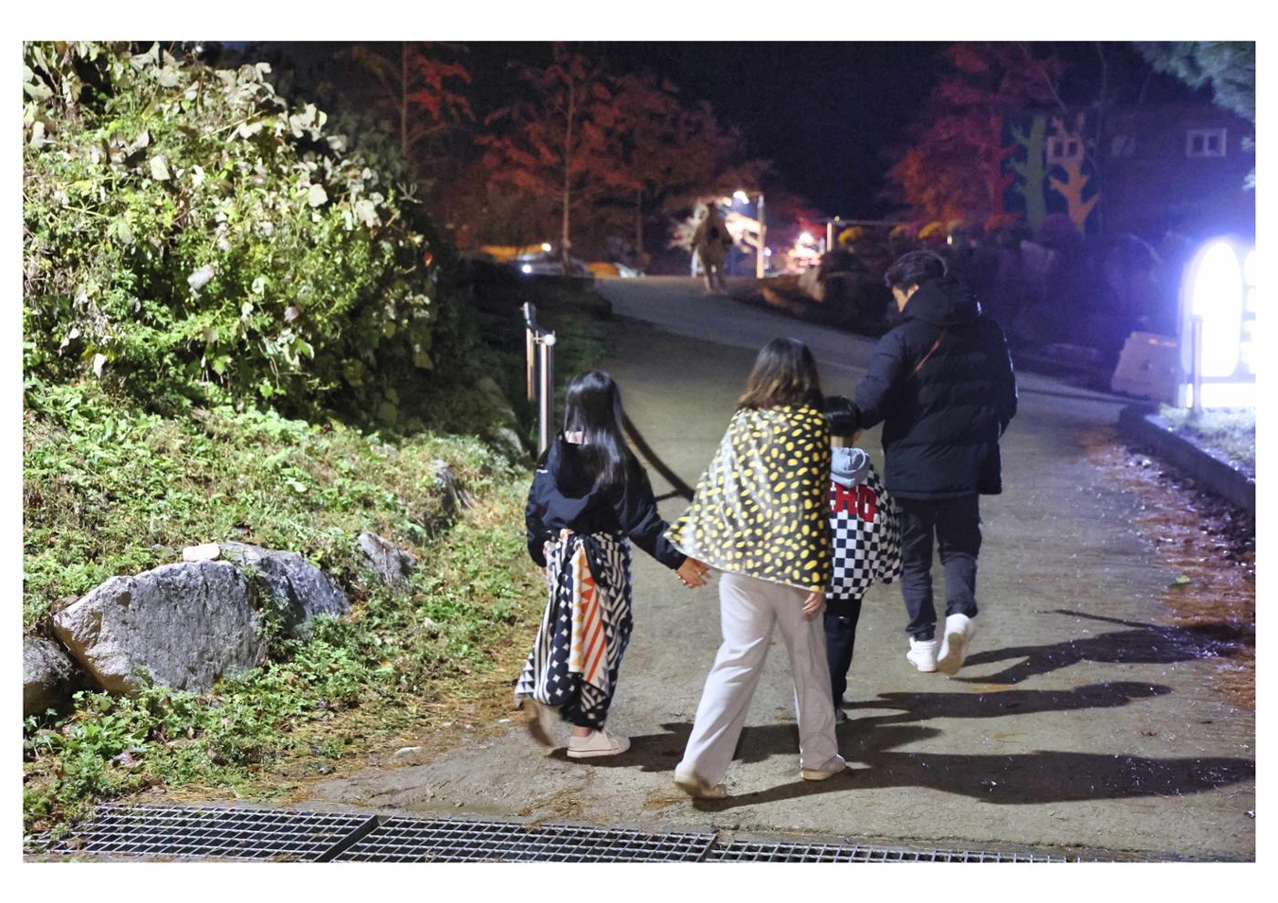 진동리국민여가캠핑장 티네이처 12 13페이지
